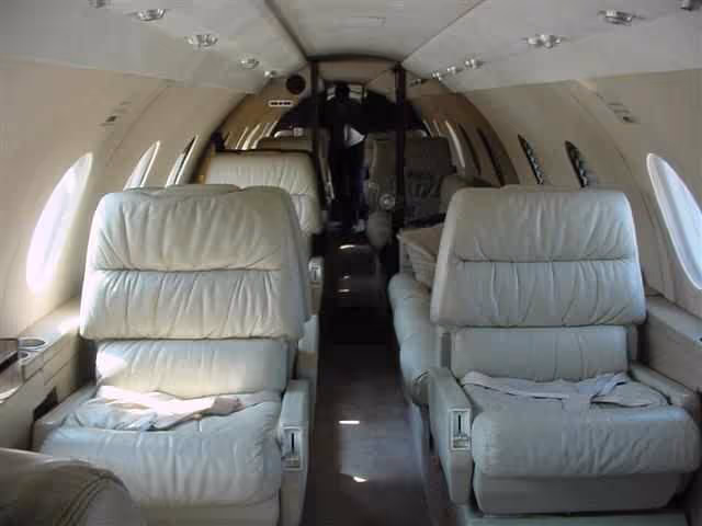 Falcon 20-5 Interno 2
