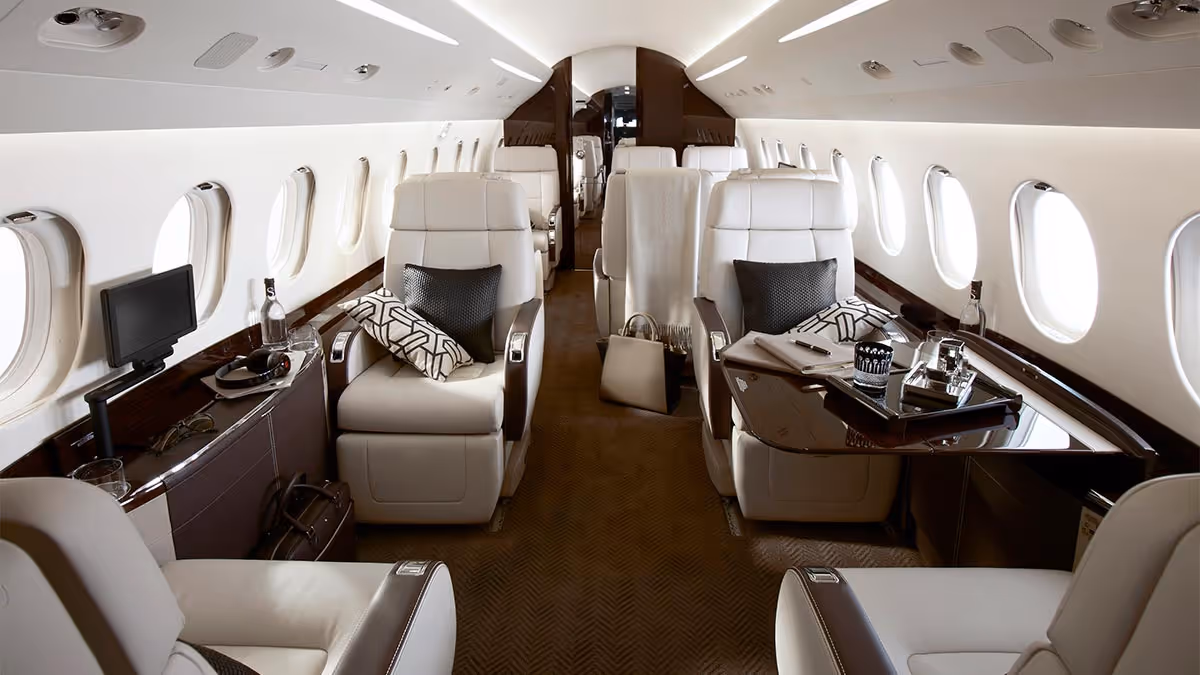 Falcon 2000 Interno 2