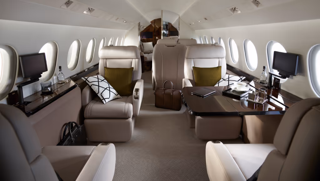 Falcon 900LX Interno 2