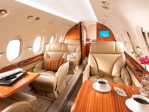 Hawker 1000 Interno 2