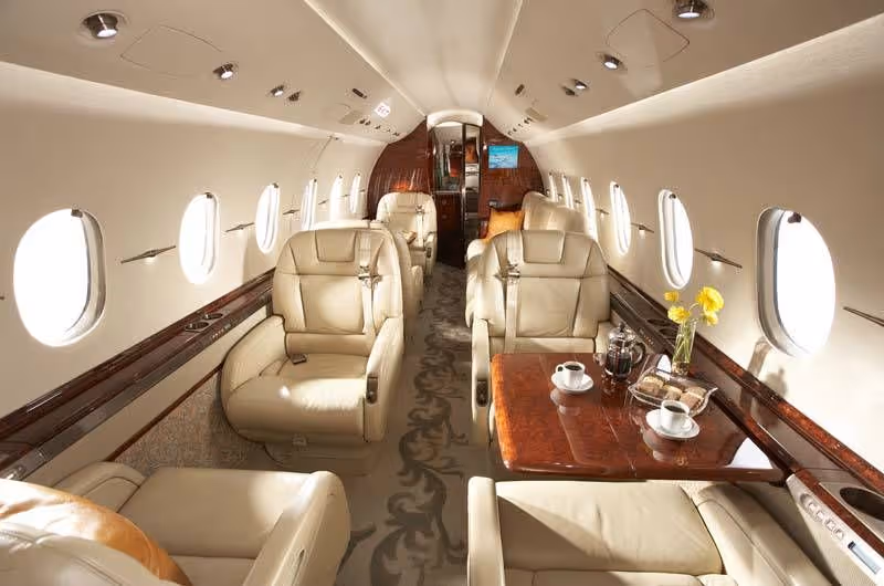 Hawker 4000 Interno 2