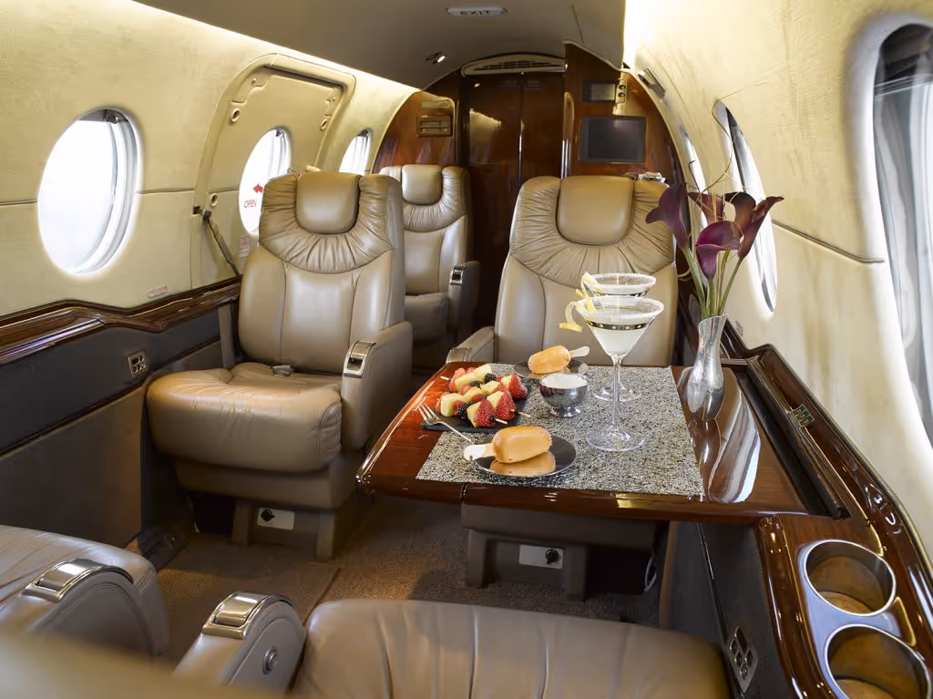 Hawker 400XP Interno 2