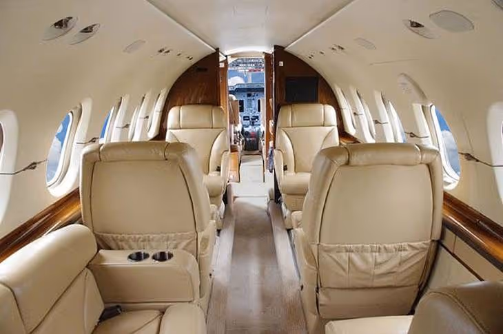 Hawker 900XP Interno 2
