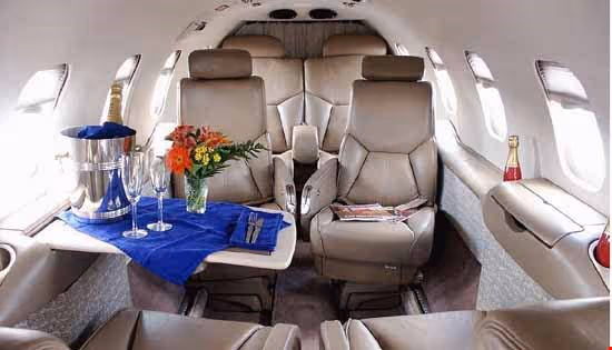 Learjet 35 Innenansicht 2