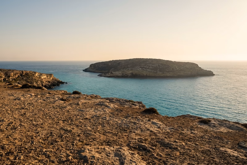 Jet privé sur le tarmac à Lampedusa