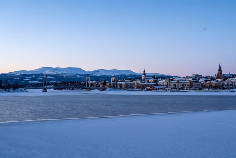 Jet privé sur le tarmac à Östersund