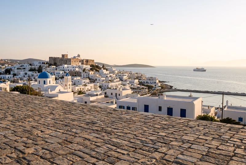 Jet privé sur le tarmac à Paros
