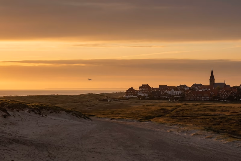 Privatjet auf dem Vorfeld in Sylt