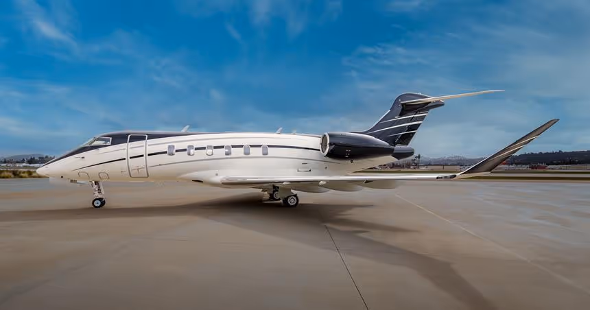 Challenger 3500 private jet