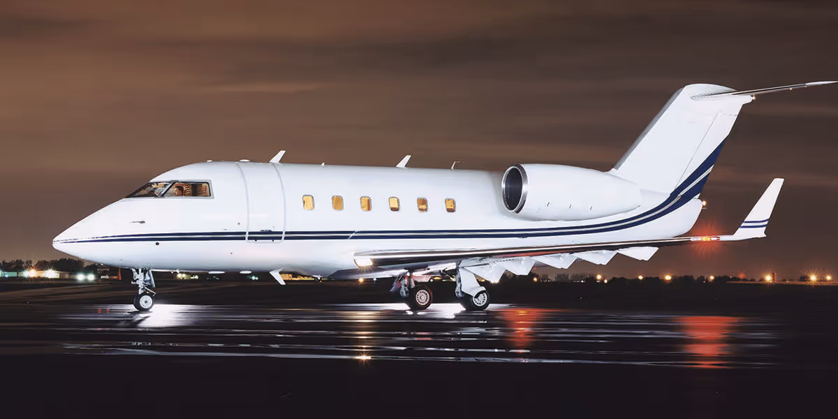 Challenger 600 private jet