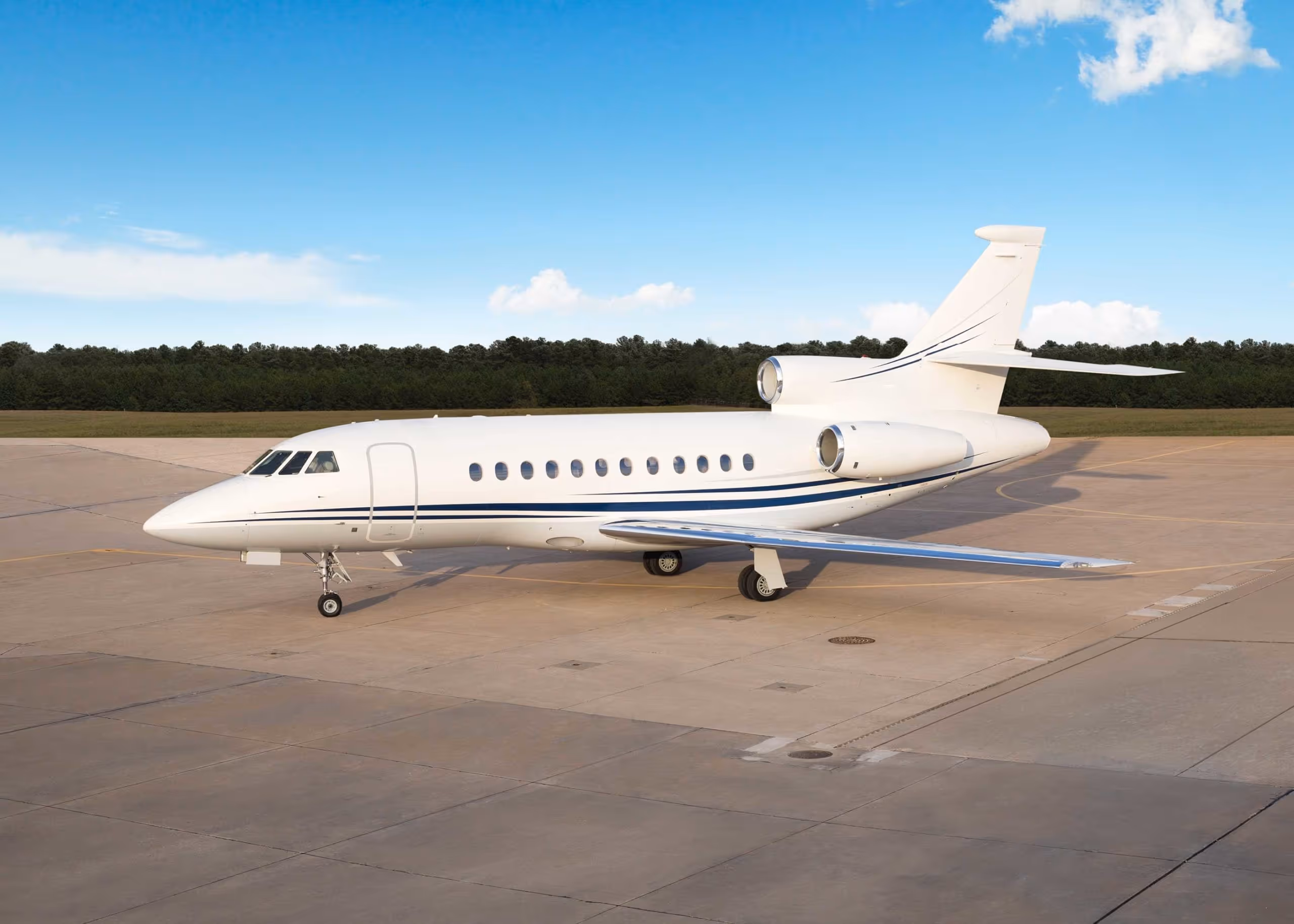 Falcon 900EX EASy private jet exterior