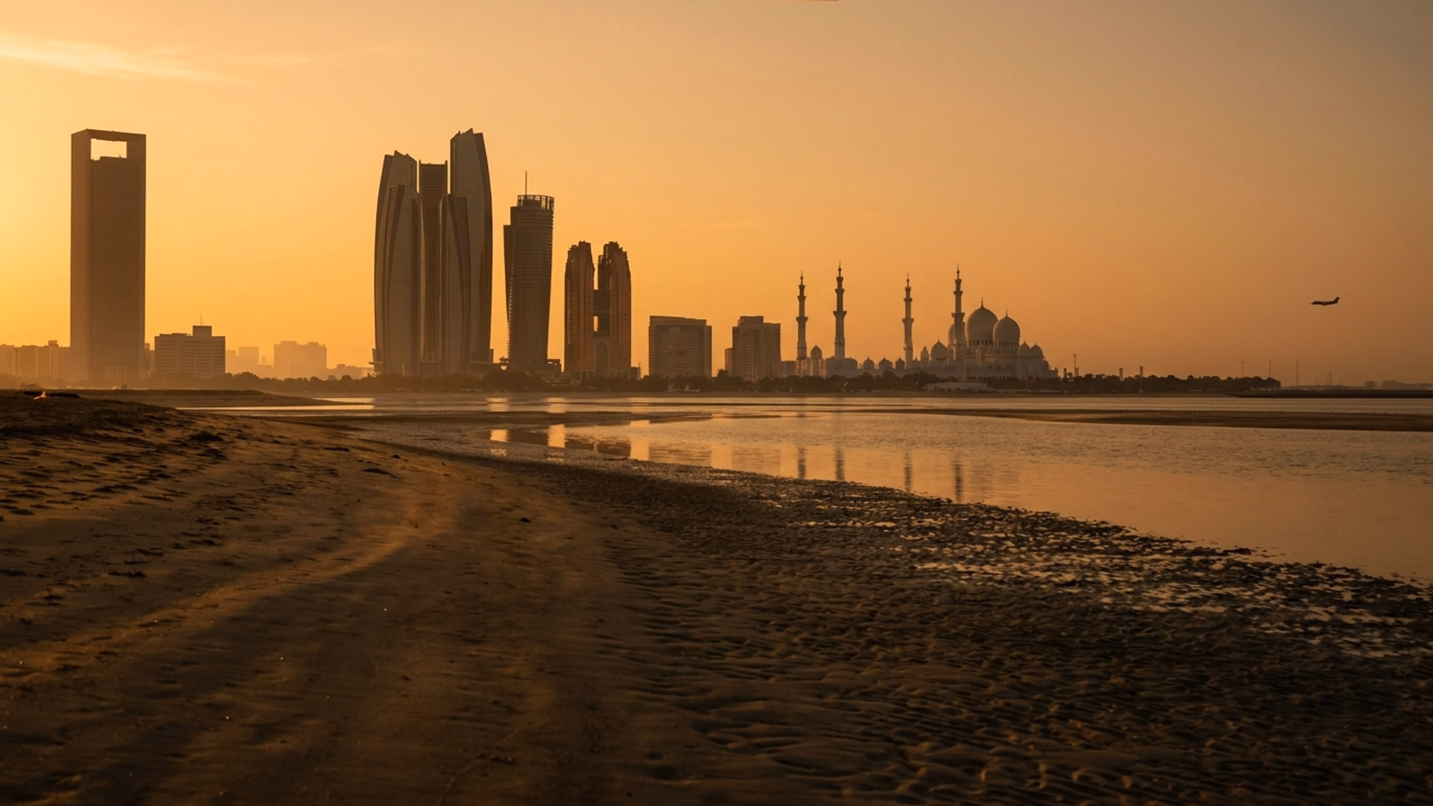 Private jet at Abu Dhabi–Al Bateen Executive