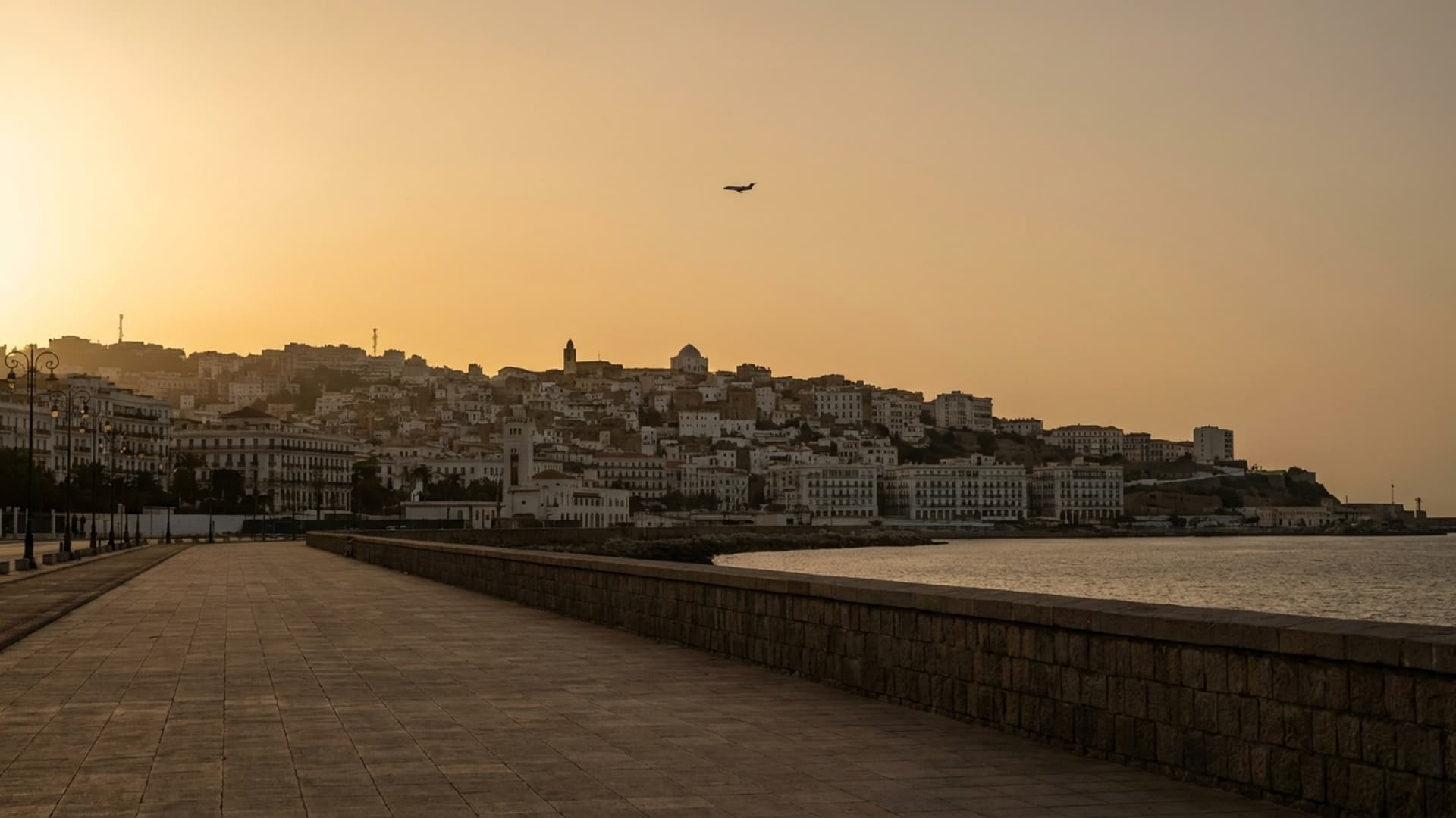 Private jet charter to Houari Boumediene Airport