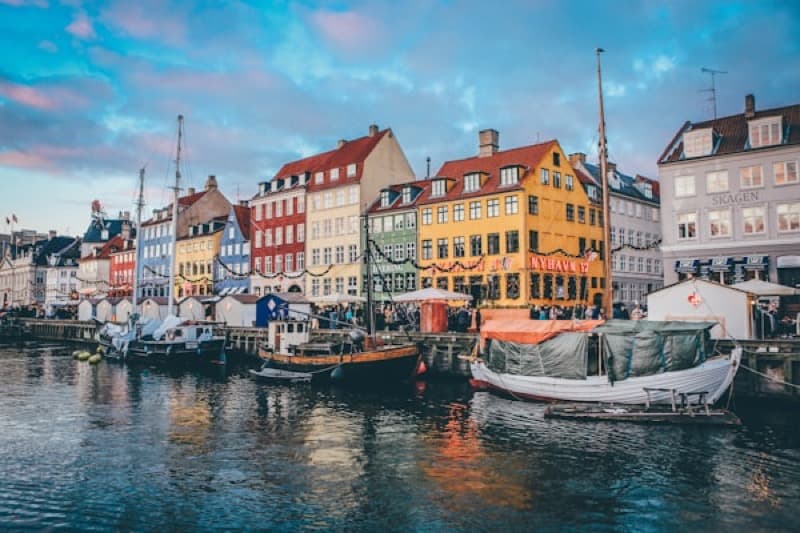 Private jet charter to Copenhague — fly from Londres