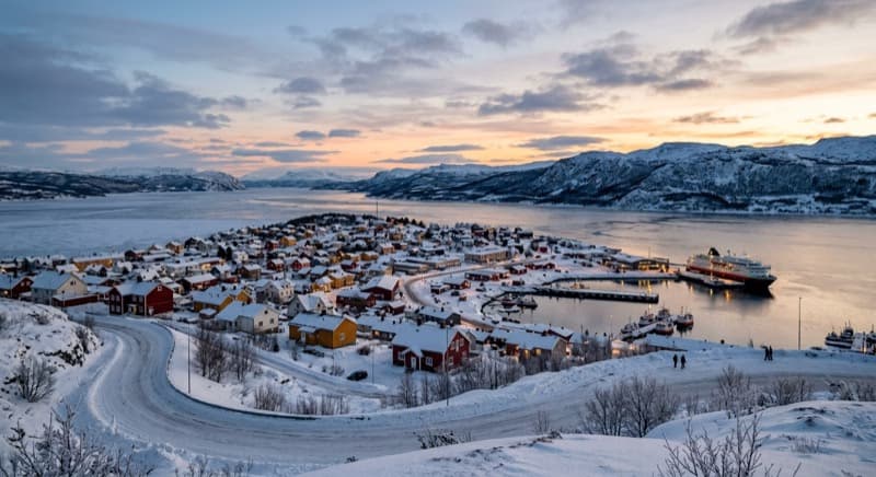 Privatjet auf dem Vorfeld in Kirkenes