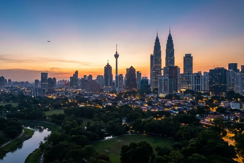Private jet charter to Kuala Lumpur — fly from Giacarta