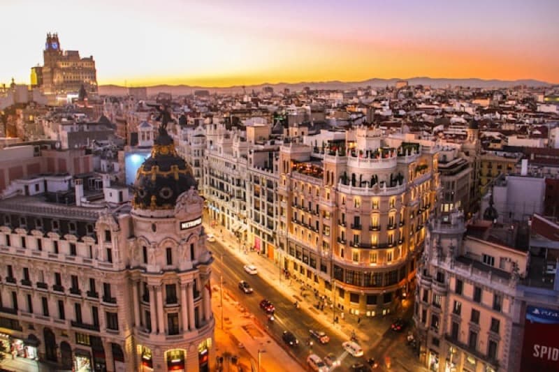 Jet privato verso Madrid — prenota il tuo volo