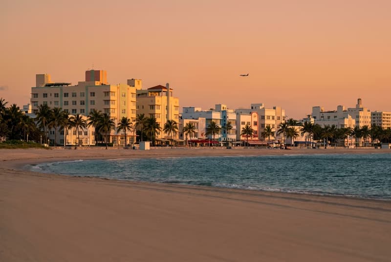 Jet privato sul piazzale a Miami
