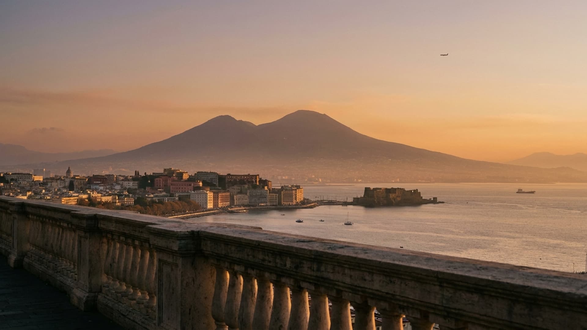 Naples private jet aviation hub