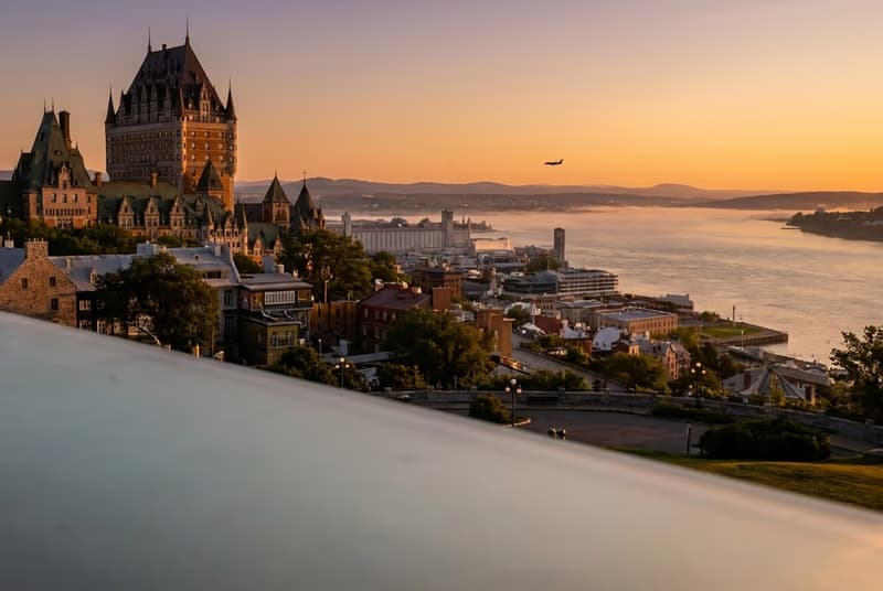 Private jet on tarmac at Québec City