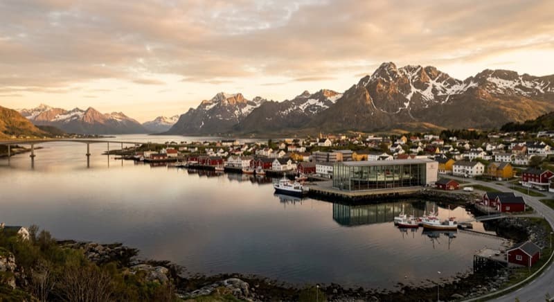 Privatjet auf dem Vorfeld in Stokmarknes