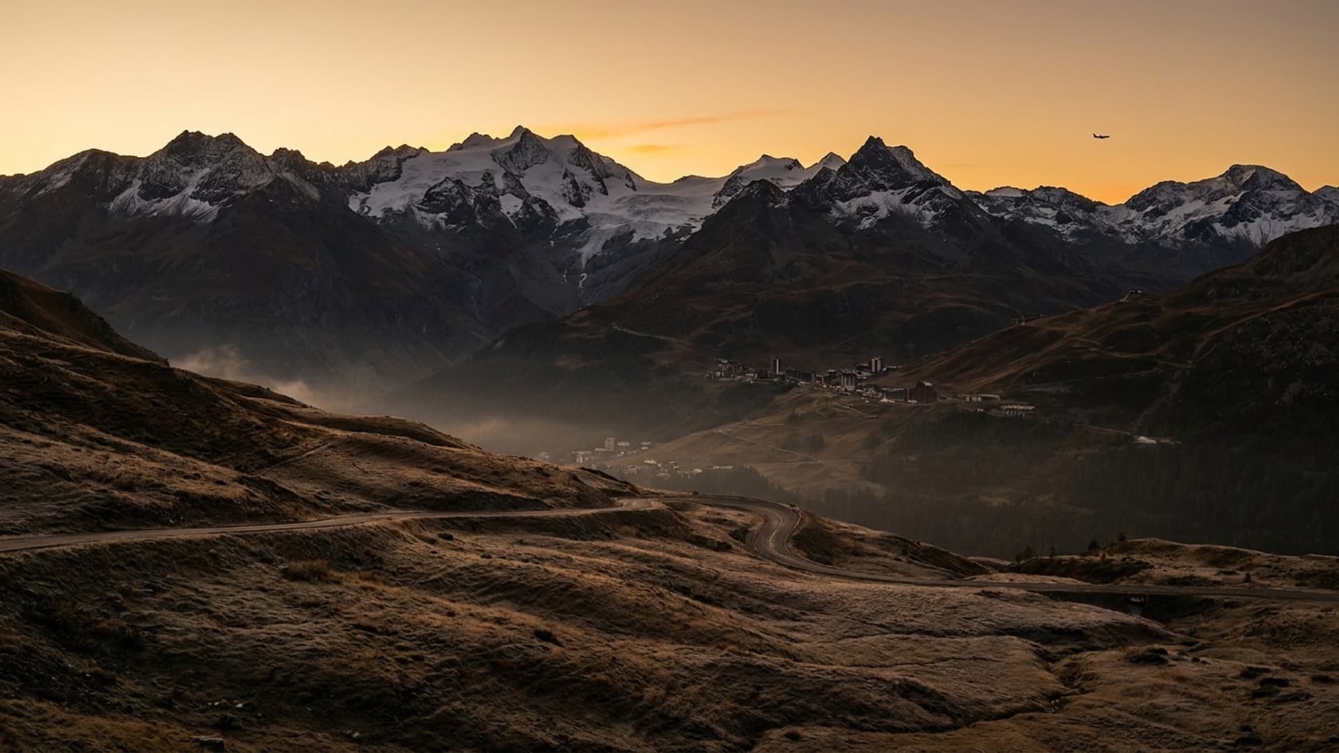 Tignes private jet aviation hub