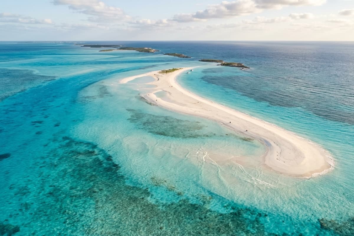 Private jet destination — Bahamas